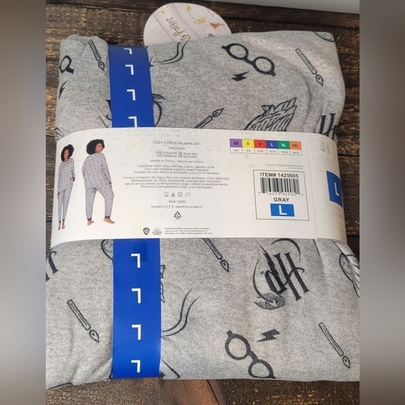 Harry Potter Ladies Pajama's - Picture 2 of 4